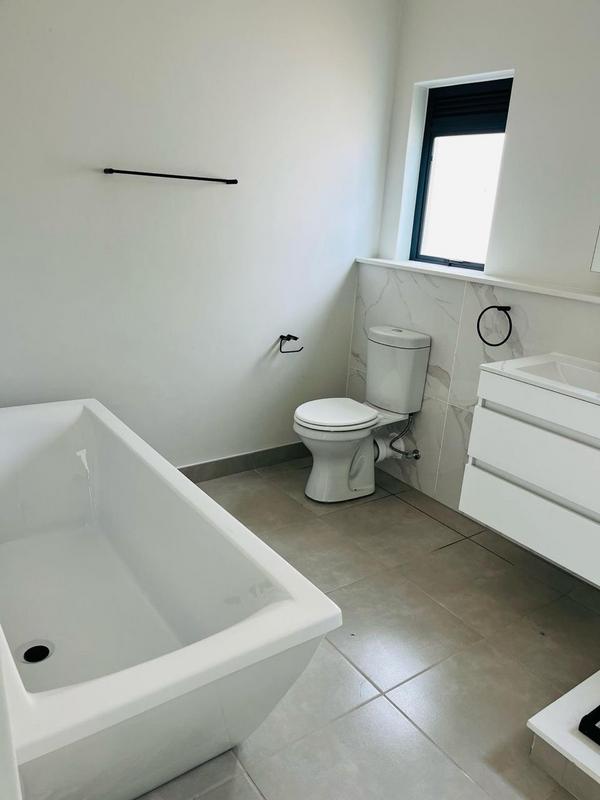 To Let 3 Bedroom Property for Rent in Waterfall Gauteng