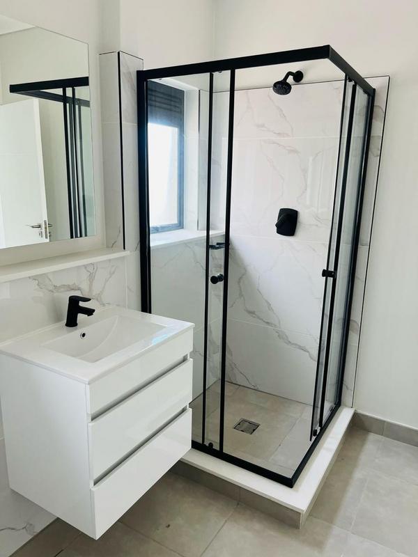 To Let 3 Bedroom Property for Rent in Waterfall Gauteng