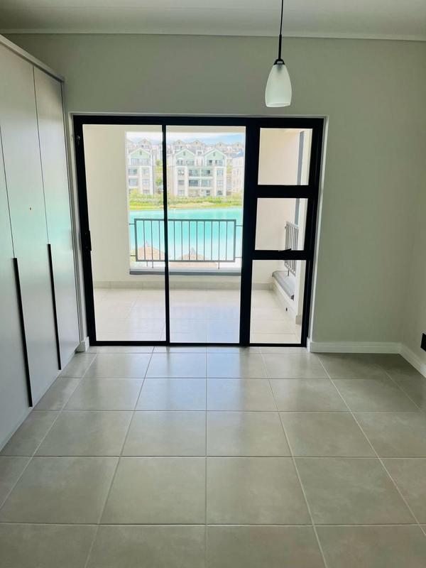 To Let 3 Bedroom Property for Rent in Waterfall Gauteng