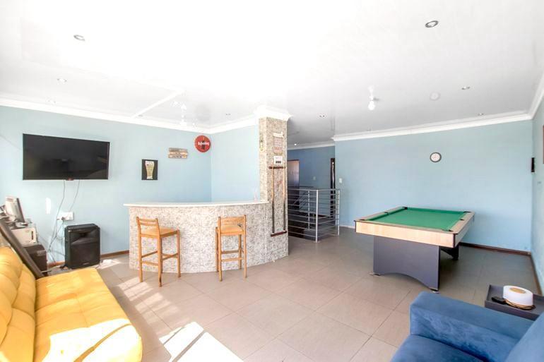 To Let 4 Bedroom Property for Rent in Glen Ridge Gauteng
