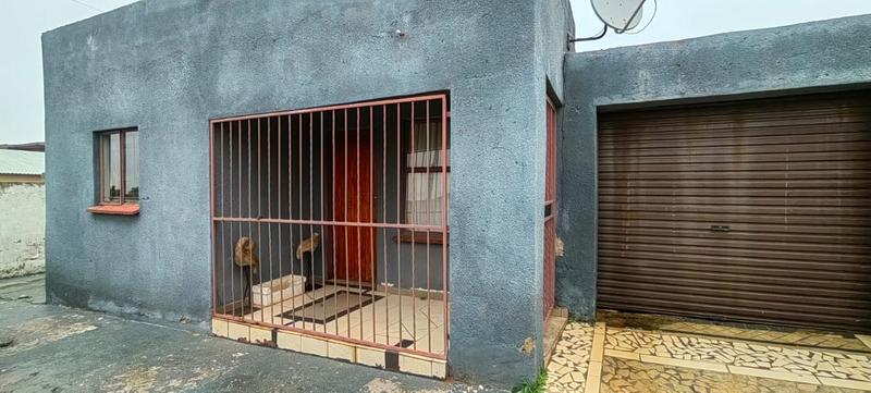 2 Bedroom Property for Sale in Doornkop Gauteng