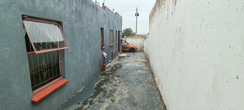 2 Bedroom Property for Sale in Doornkop Gauteng