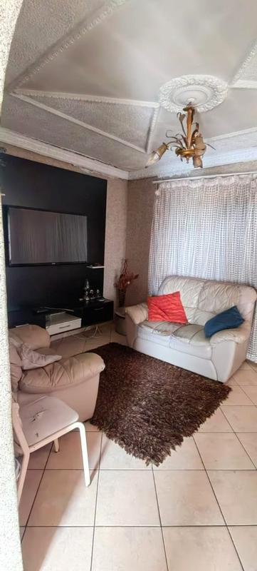 2 Bedroom Property for Sale in Doornkop Gauteng