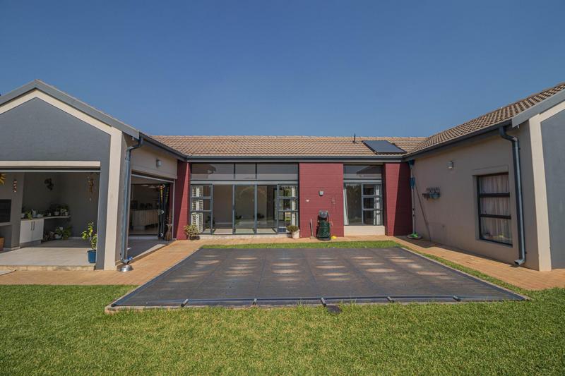4 Bedroom Property for Sale in Midstream Meadows Gauteng