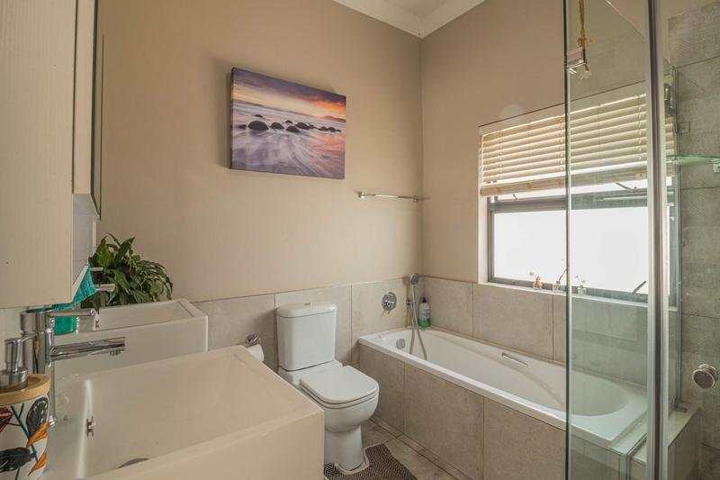 4 Bedroom Property for Sale in Midstream Meadows Gauteng