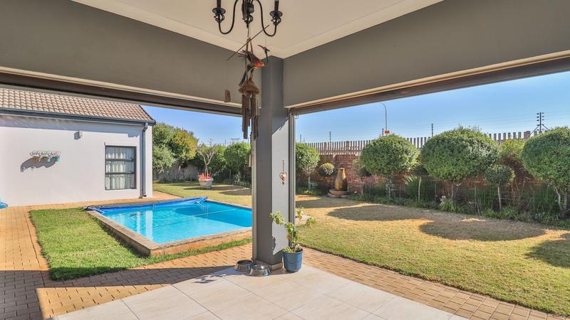 4 Bedroom Property for Sale in Midstream Meadows Gauteng