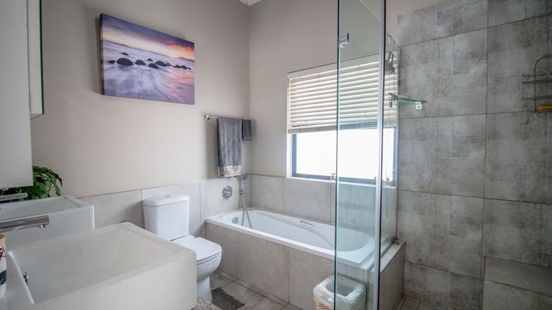 4 Bedroom Property for Sale in Midstream Meadows Gauteng