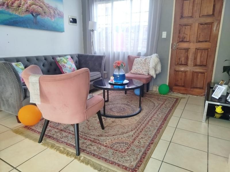3 Bedroom Property for Sale in Annlin Gauteng