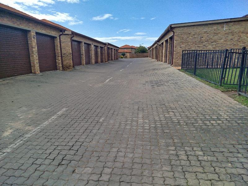3 Bedroom Property for Sale in Annlin Gauteng