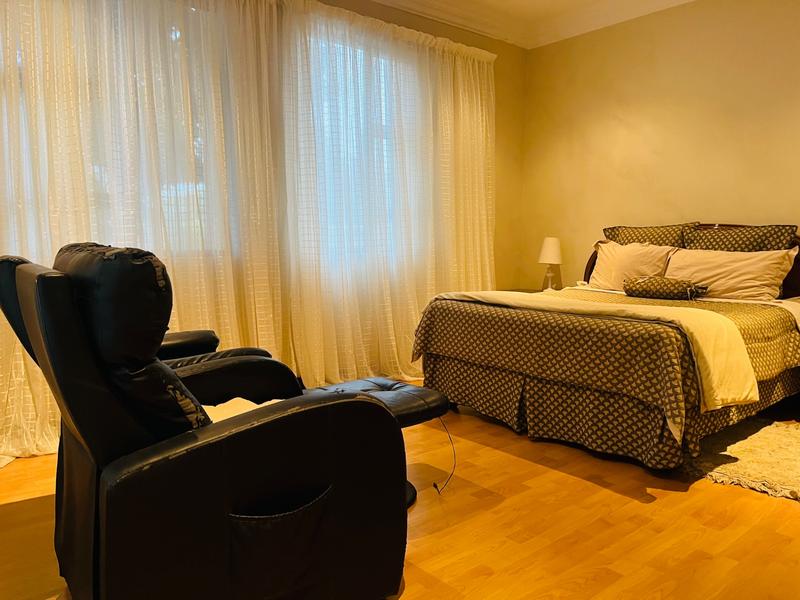 5 Bedroom Property for Sale in Montana Gauteng
