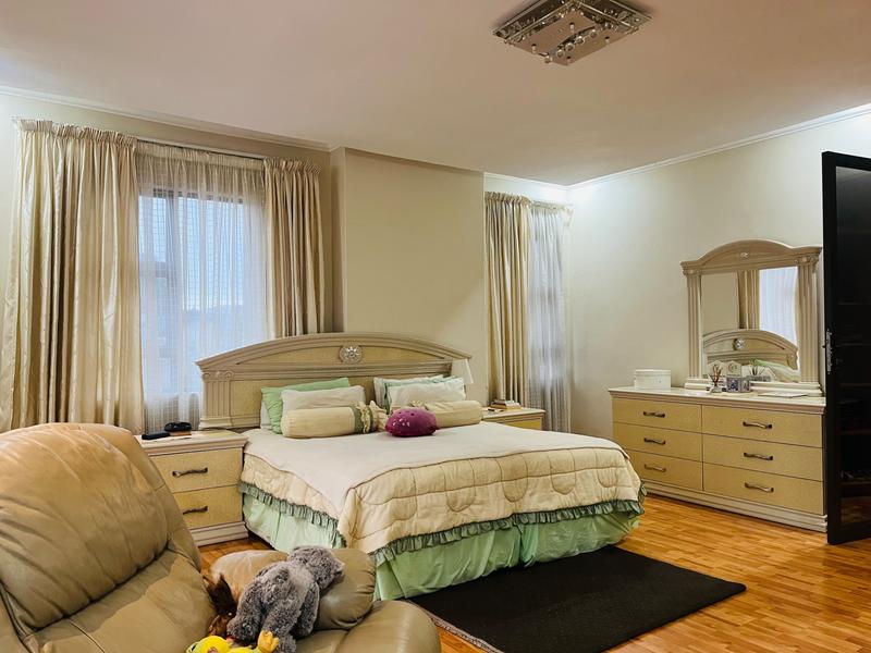 5 Bedroom Property for Sale in Montana Gauteng