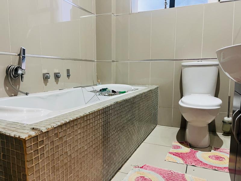 5 Bedroom Property for Sale in Montana Gauteng