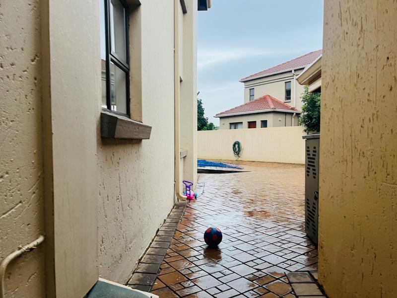 5 Bedroom Property for Sale in Montana Gauteng