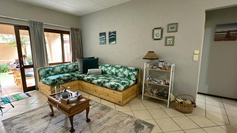 To Let 1 Bedroom Property for Rent in Fourways Gauteng