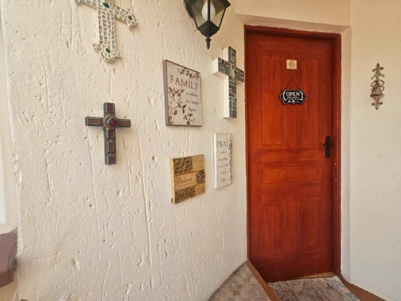 3 Bedroom Property for Sale in Glen Marais Gauteng