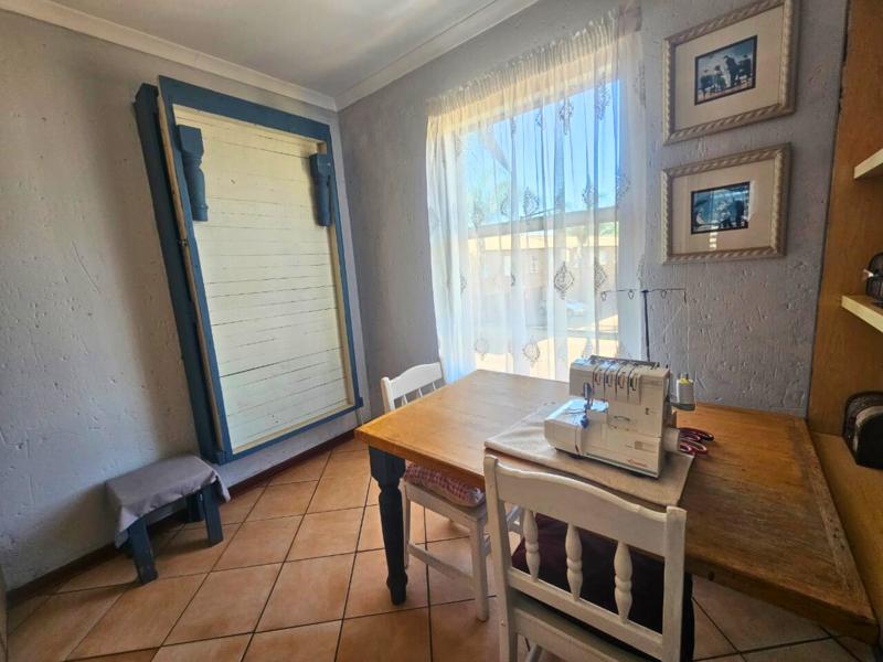 3 Bedroom Property for Sale in Glen Marais Gauteng