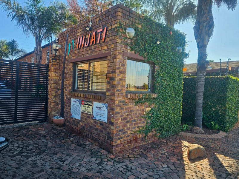 3 Bedroom Property for Sale in Glen Marais Gauteng