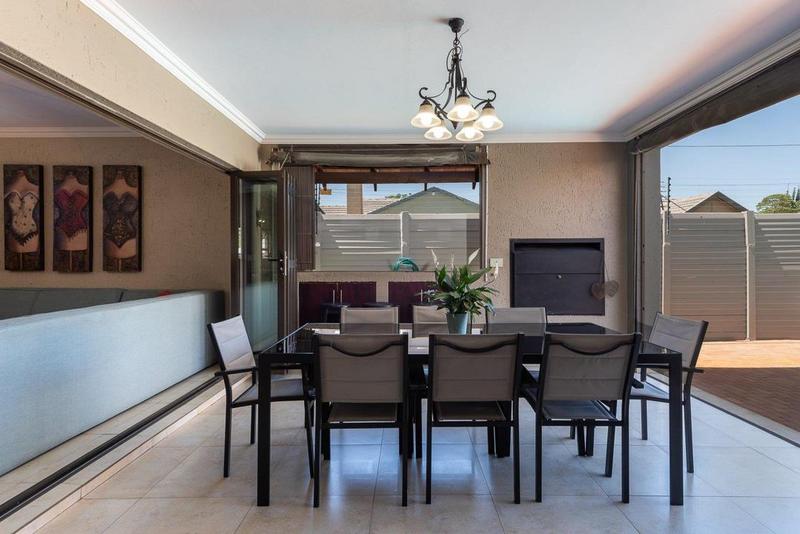 4 Bedroom Property for Sale in Brackenhurst Gauteng