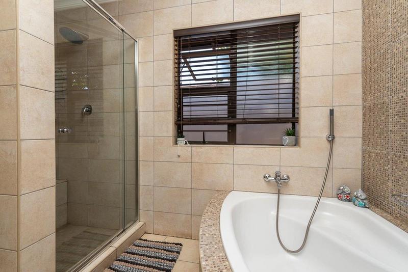 4 Bedroom Property for Sale in Brackenhurst Gauteng