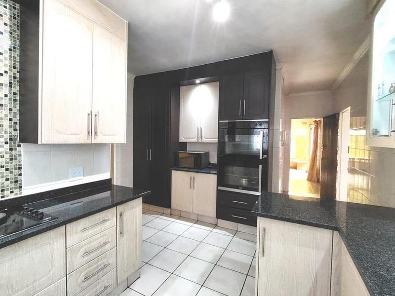 4 Bedroom Property for Sale in Randhart Gauteng