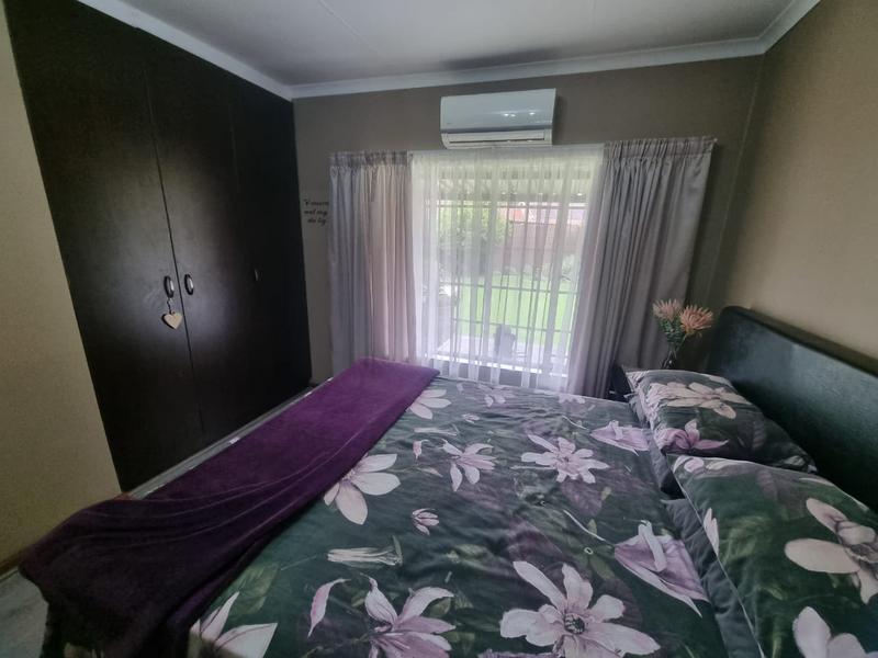 3 Bedroom Property for Sale in Verwoerdpark Gauteng