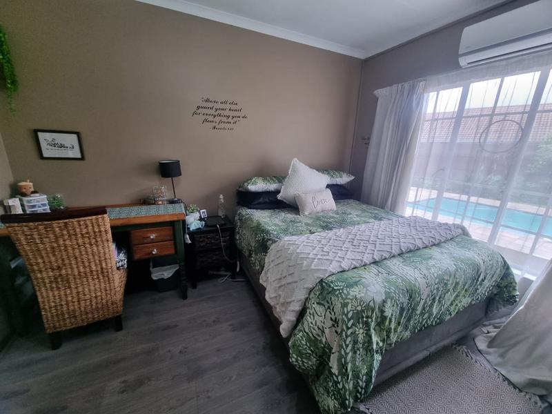 3 Bedroom Property for Sale in Verwoerdpark Gauteng