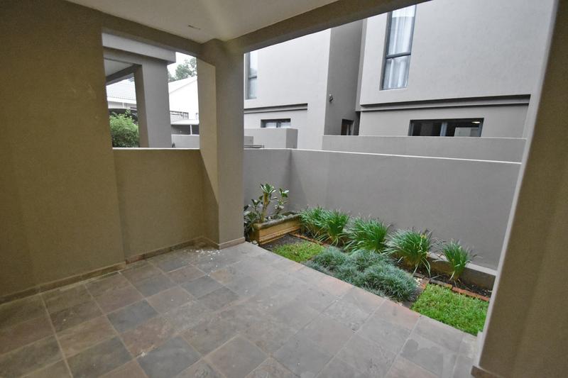 To Let 2 Bedroom Property for Rent in Melrose North Gauteng