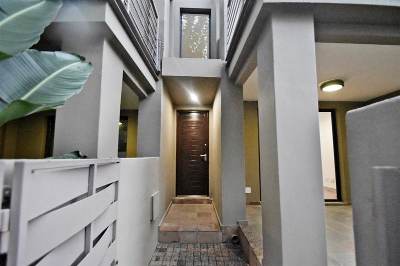 To Let 2 Bedroom Property for Rent in Melrose North Gauteng