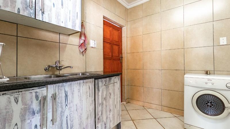 4 Bedroom Property for Sale in Zambezi Country Estate Gauteng