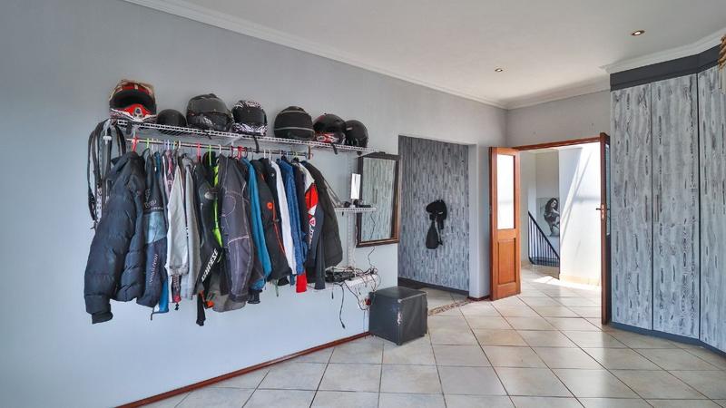 4 Bedroom Property for Sale in Zambezi Country Estate Gauteng