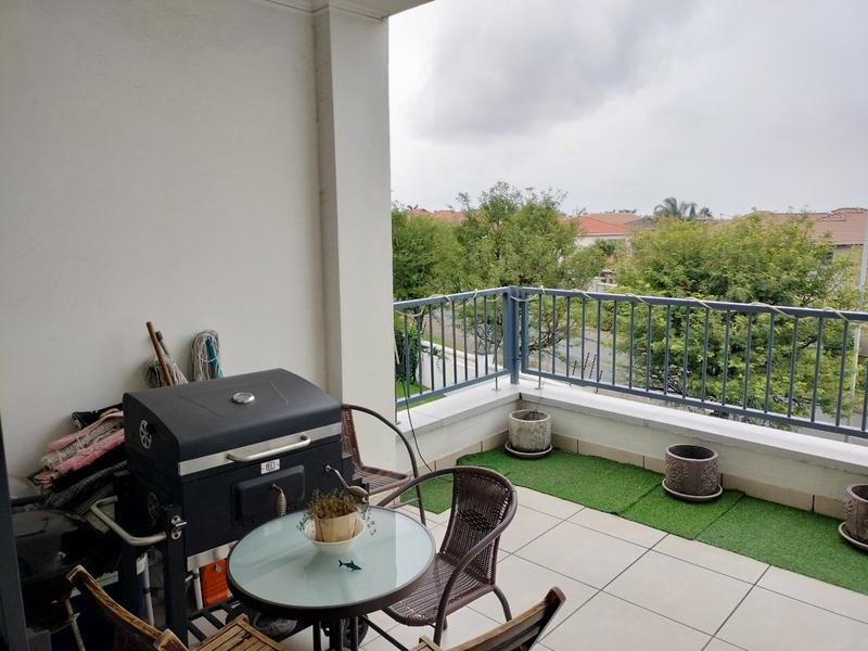 To Let 2 Bedroom Property for Rent in Greenstone Hill Gauteng