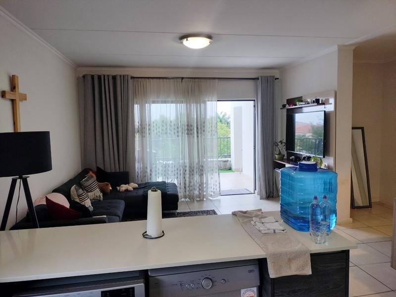 To Let 2 Bedroom Property for Rent in Greenstone Hill Gauteng