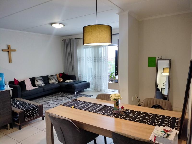 To Let 2 Bedroom Property for Rent in Greenstone Hill Gauteng