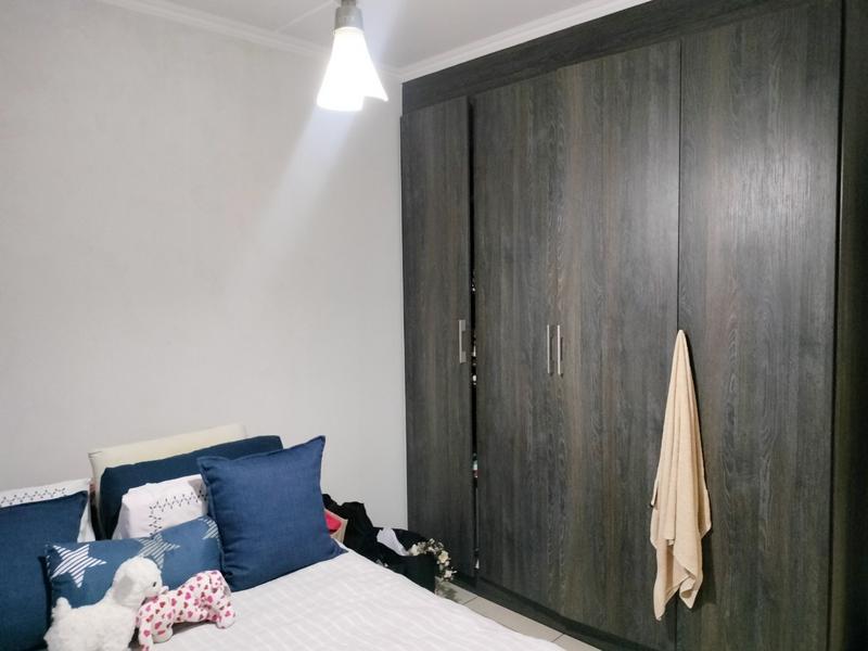 To Let 2 Bedroom Property for Rent in Greenstone Hill Gauteng