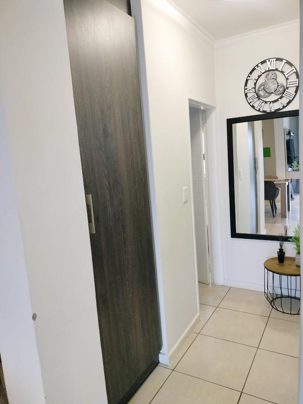 To Let 2 Bedroom Property for Rent in Greenstone Hill Gauteng