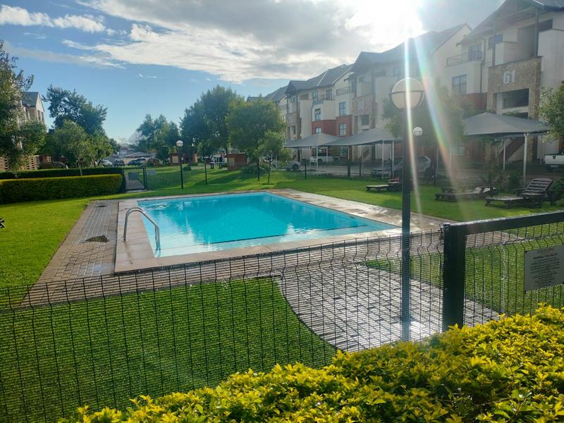 To Let 2 Bedroom Property for Rent in Greenstone Hill Gauteng