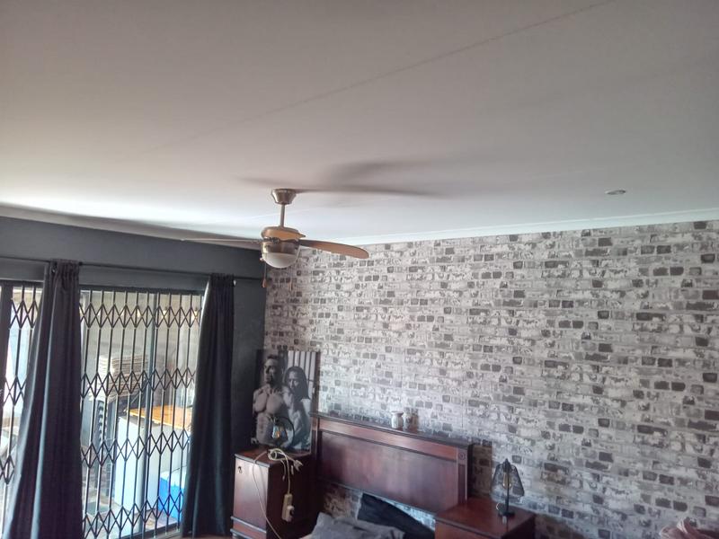 4 Bedroom Property for Sale in Wierda Park Gauteng