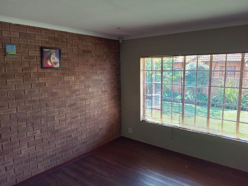 4 Bedroom Property for Sale in Wierda Park Gauteng
