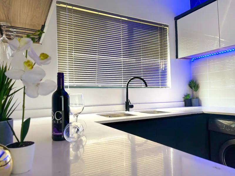 To Let 3 Bedroom Property for Rent in Waterfall Gauteng