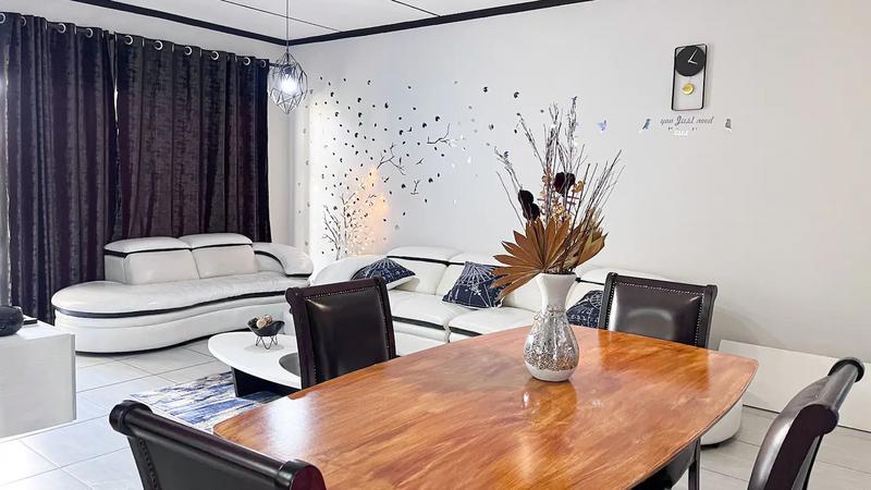 To Let 3 Bedroom Property for Rent in Waterfall Gauteng