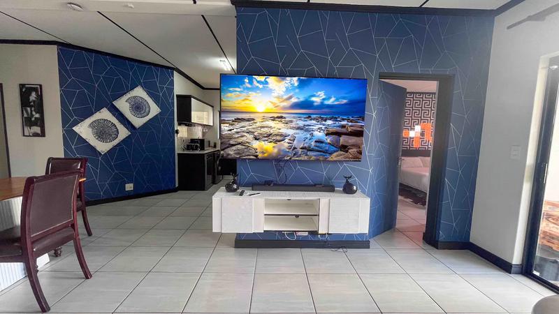 To Let 3 Bedroom Property for Rent in Waterfall Gauteng