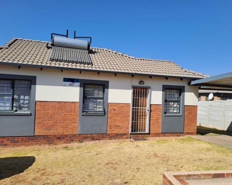 To Let 3 Bedroom Property for Rent in Mindalore Gauteng