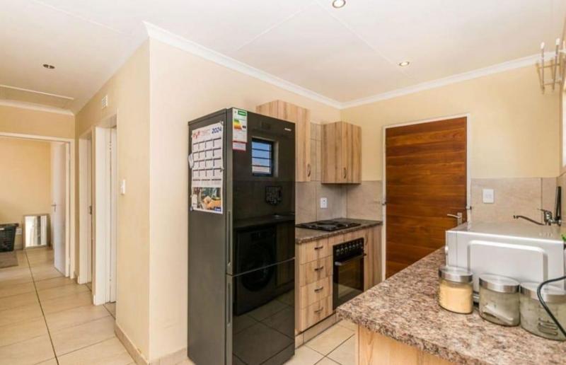 To Let 3 Bedroom Property for Rent in Mindalore Gauteng