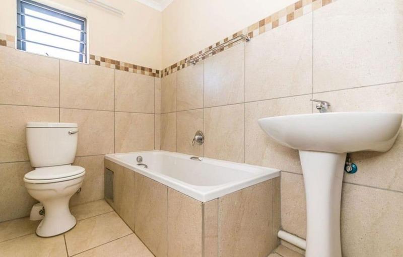 To Let 3 Bedroom Property for Rent in Mindalore Gauteng