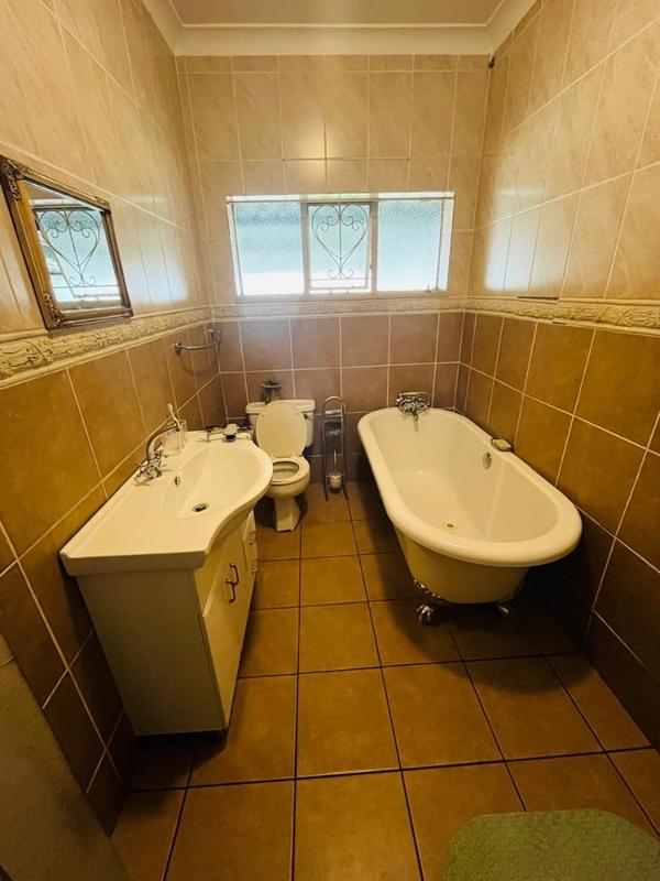 To Let 3 Bedroom Property for Rent in Edleen Gauteng