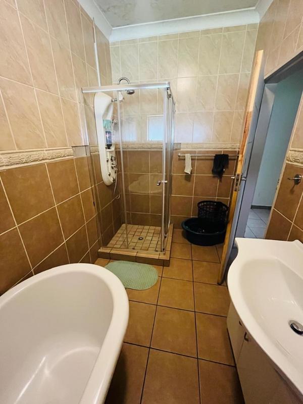 To Let 3 Bedroom Property for Rent in Edleen Gauteng