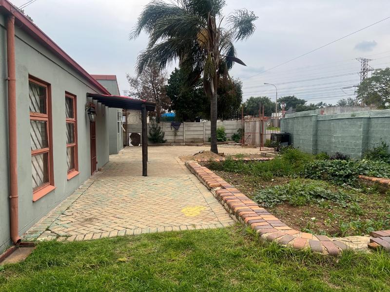 4 Bedroom Property for Sale in Norkem Park Gauteng