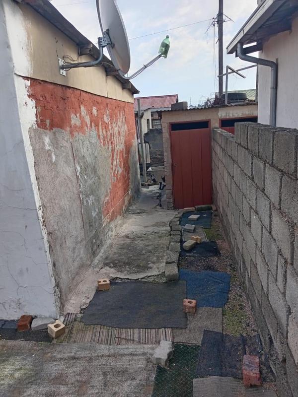 2 Bedroom Property for Sale in Tembisa Central Gauteng