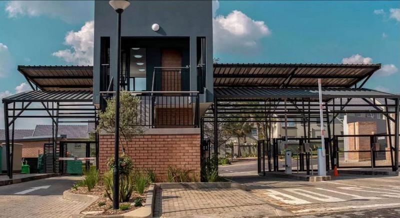 2 Bedroom Property for Sale in Vorna Valley Gauteng