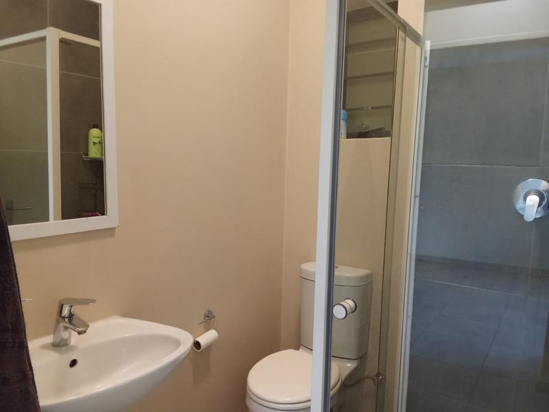 2 Bedroom Property for Sale in Vorna Valley Gauteng